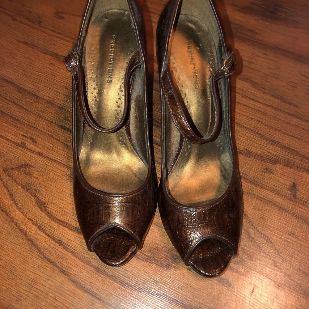 High heels - Picture 3 of 3